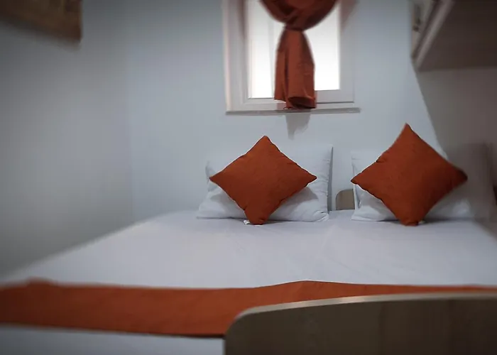 Blue Crystal Apartment - Few Steps From The Sea