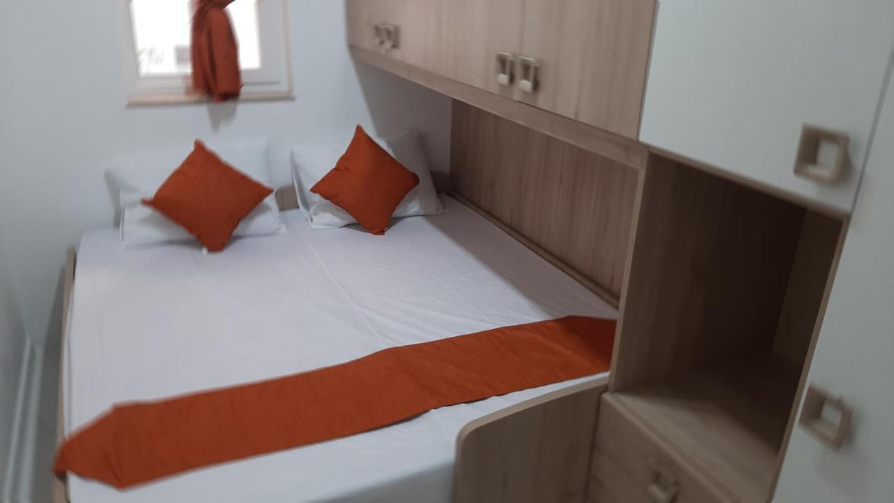 Blue Crystal Apartment - Few Steps From The Sea *