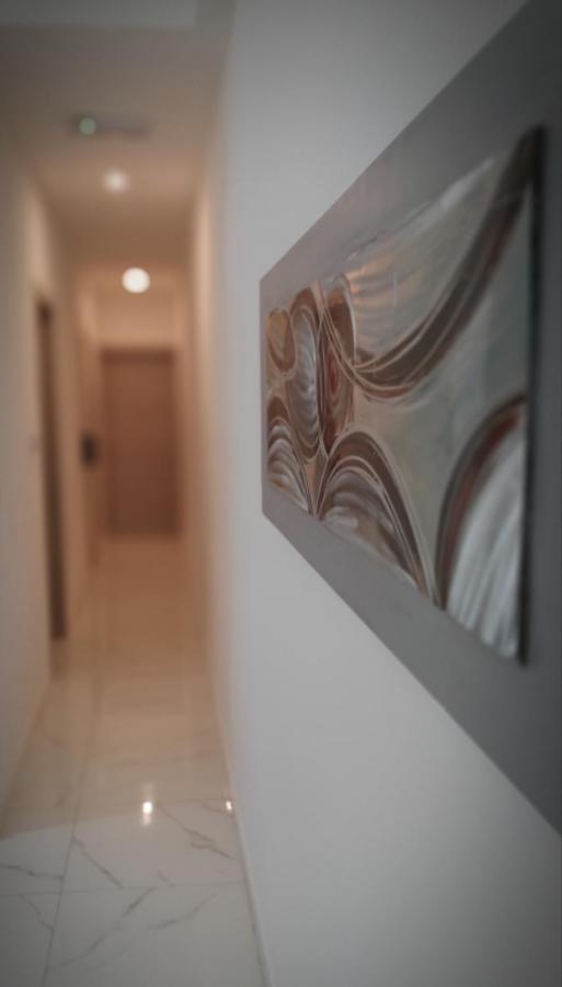 Blue Crystal Apartment - Few Steps From The Sea Apartment *
